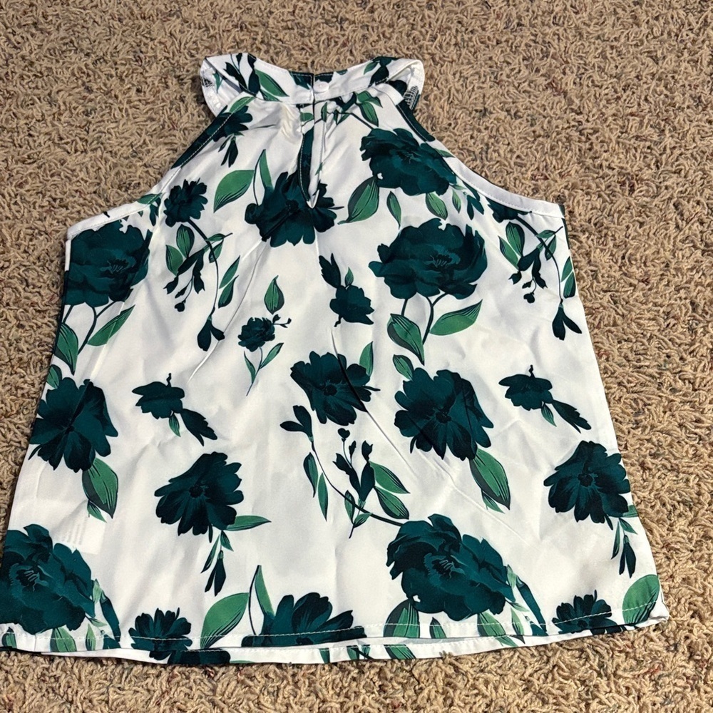 Kids Floral Halter Top with Ruffle Skirt and matching Hat​​​​ - Picture 4 of 7